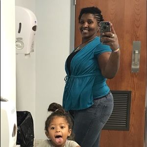 Meet your Posher, Whitney